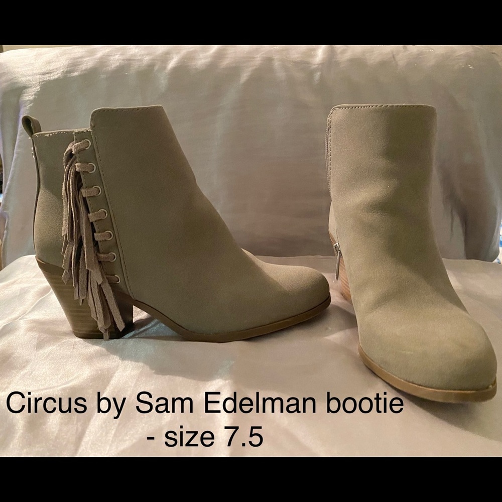 Fringe bootie